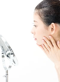 化粧水・乳液・クリーム・美容液・パック・化粧下地！6つの機能を凝縮したオールインワコラーゲンジェル