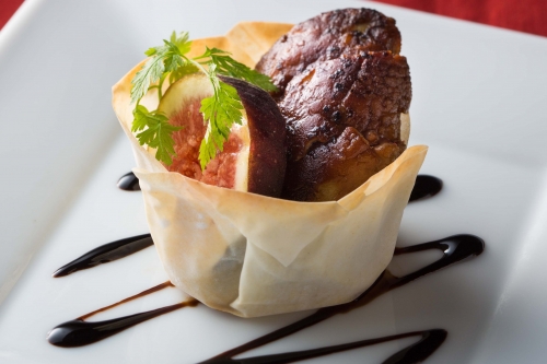 �t�H�A�O���AUS�Y���؂ȂǍ����H�ނ��g�p�����H�̃V�[�Y�����j���[�I