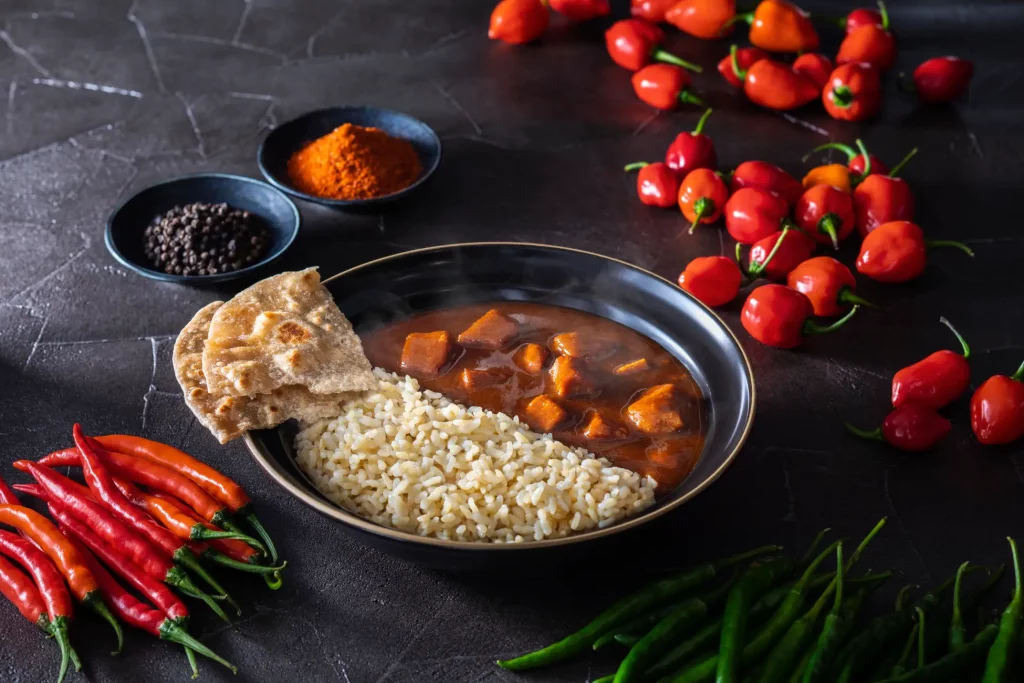 ウエニ貿易プロテインカレー「マイルーティーン カレー(うま激辛)」