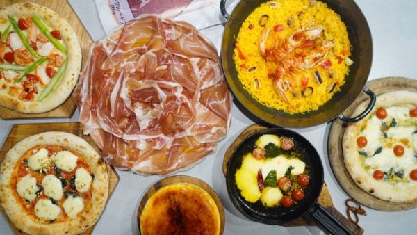 金沢発祥のピザ工房「森山ナポリ」新年を祝う豪華HAPPY BOX販売開始！