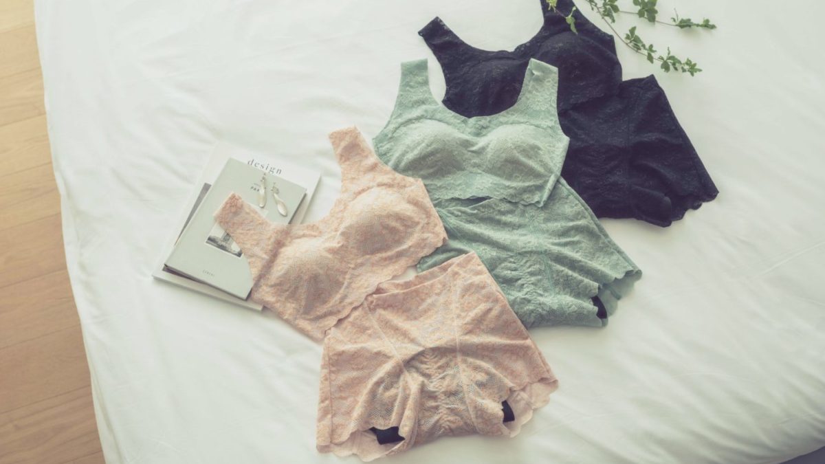 【グンゼ】る吸水サニタリーショーツ「cherish moon」