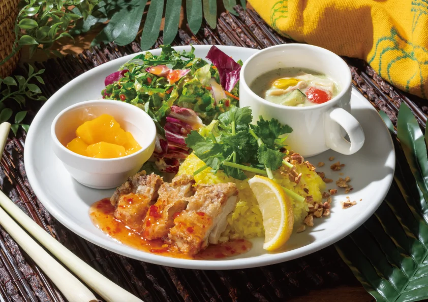 【ガスト】アジアンメニュー＆ゴーゴーガストカレーフェア