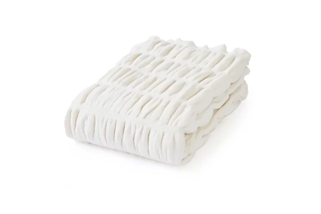 【ショップチャンネル】やさしくあたたかなハグを再現した毛布「ハグウォーム」で「石川応援プロジェクト」に参加。売上の一部を義援金に。