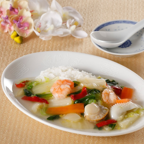 青山シャンウェイ 佐々木シェフ 海鮮と野菜の中華丼<塩味>